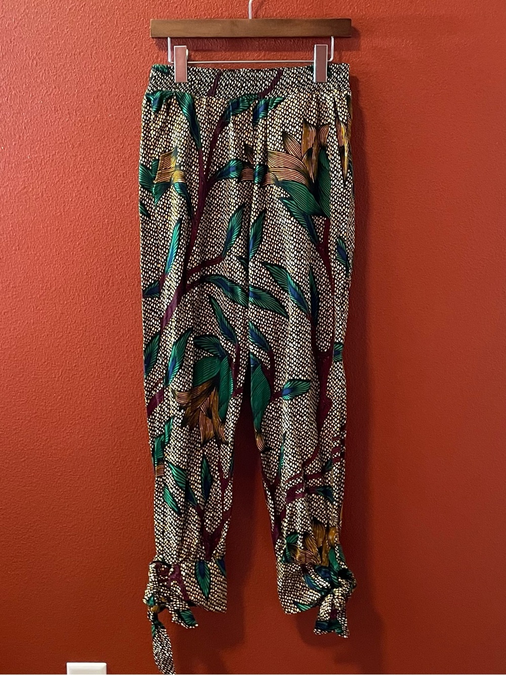 Besida Women’s Flora African Print Afrobe Self Tie Ankle Jogger Beach Pants